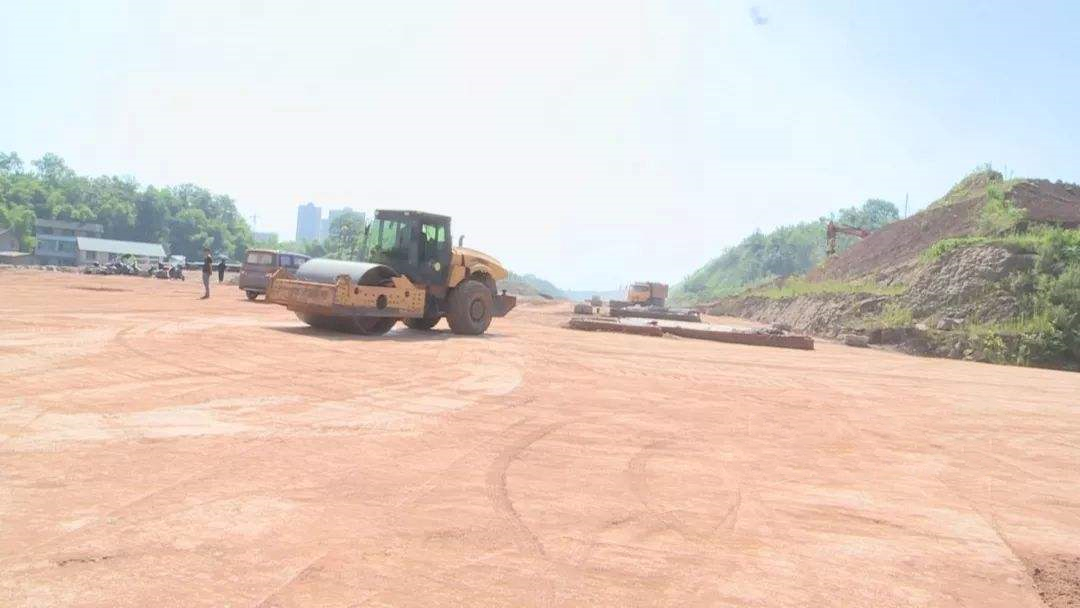 河南南陽滬陜高速宛坪段路面專項工程(圖1)